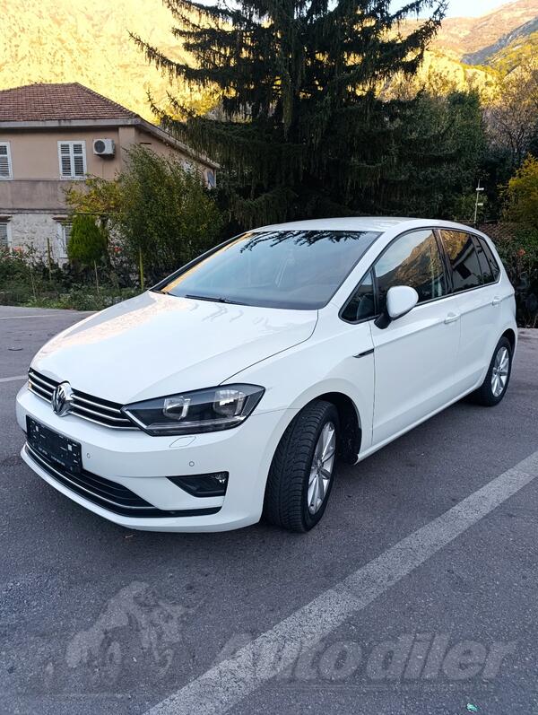 Volkswagen - Golf Sportsvan - 1.6 tdi Bluemotion