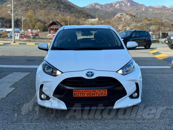 Toyota - Yaris - Hybride Automatik /02.2021.g