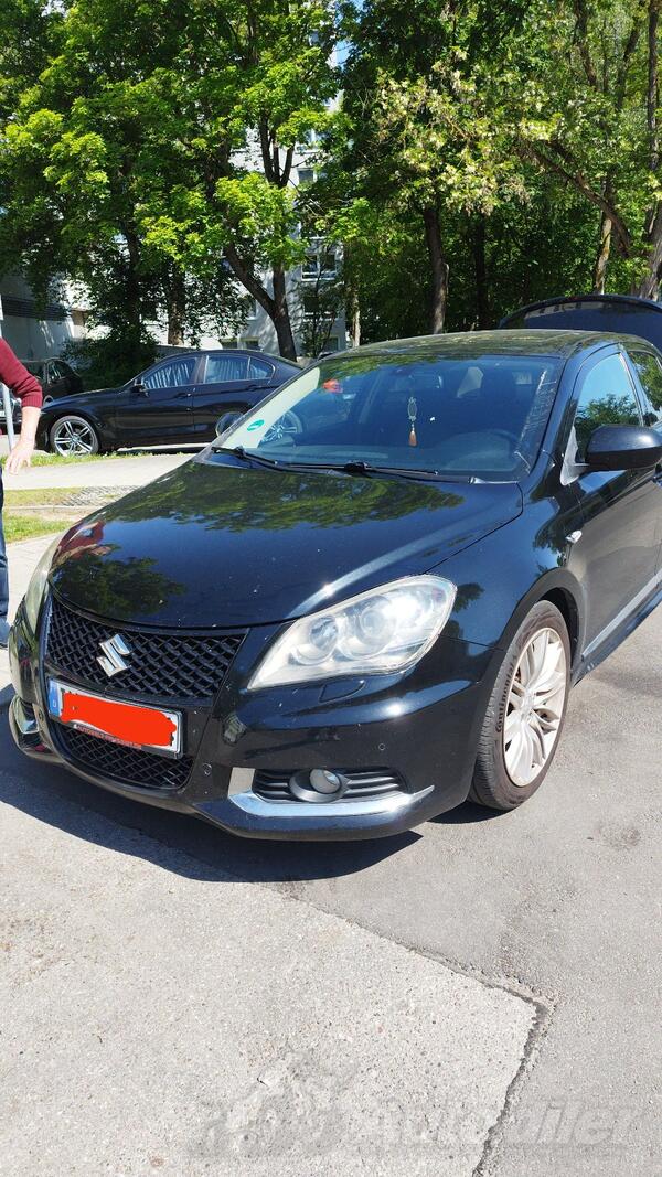 Suzuki - Kizashi - 2.4 benzin