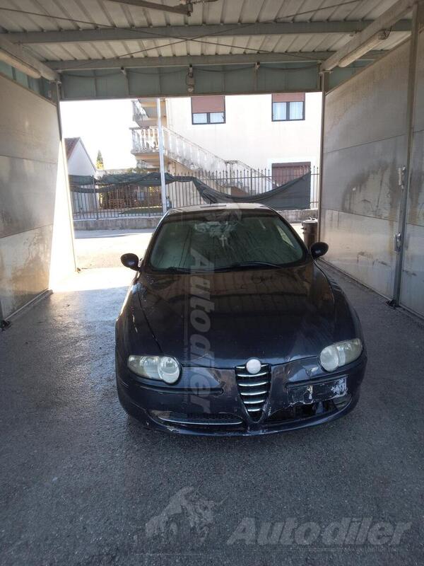 Alfa Romeo - 147