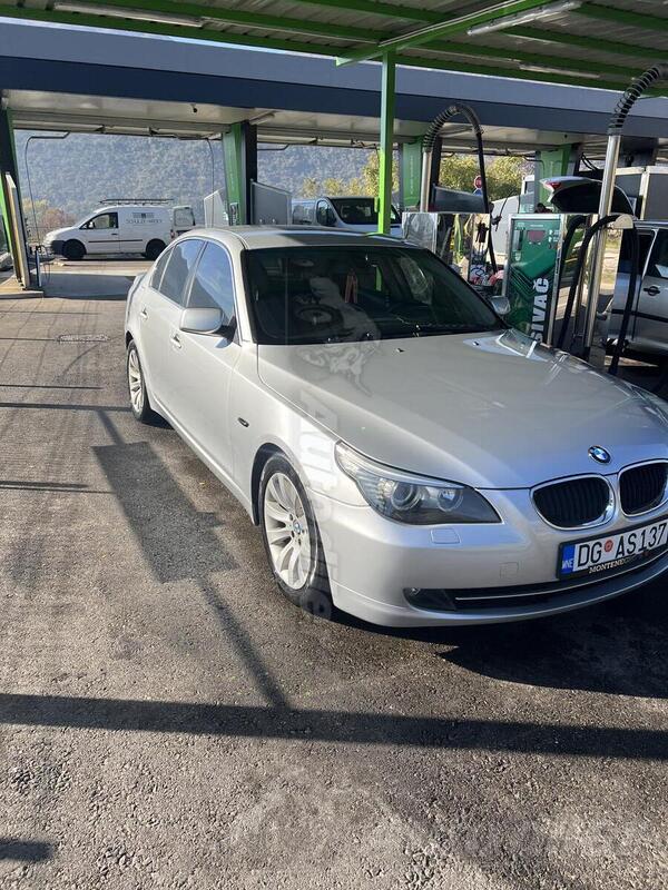 BMW - 520 - 520D