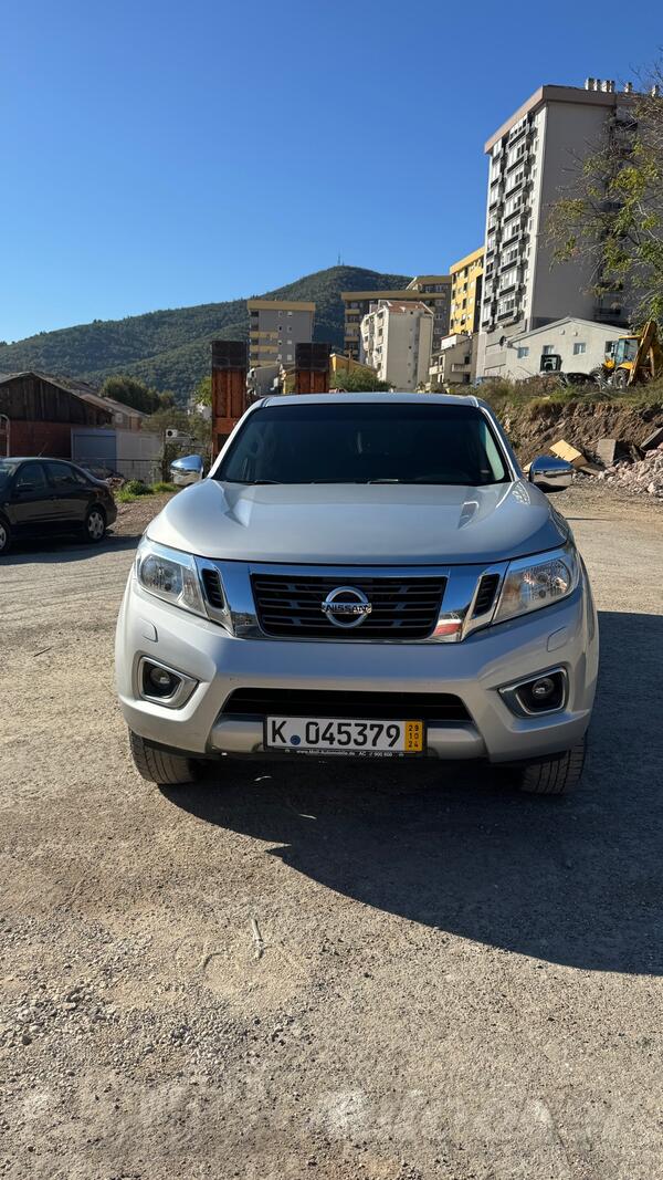 Nissan - Navara - 2.3