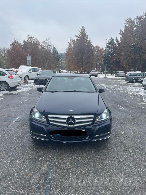 Mercedes Benz - C 200 - 2.2 CDI