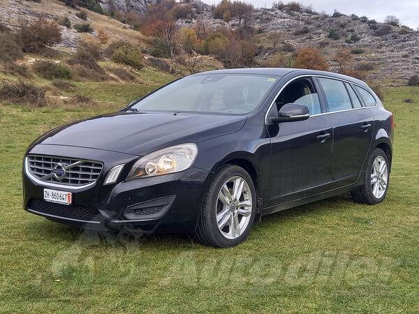 Volvo - V60 - 2.0 D3