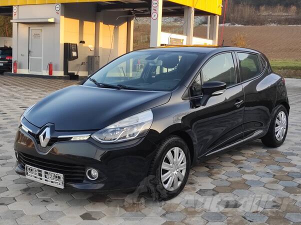 Renault - Clio - 1.5 DCI