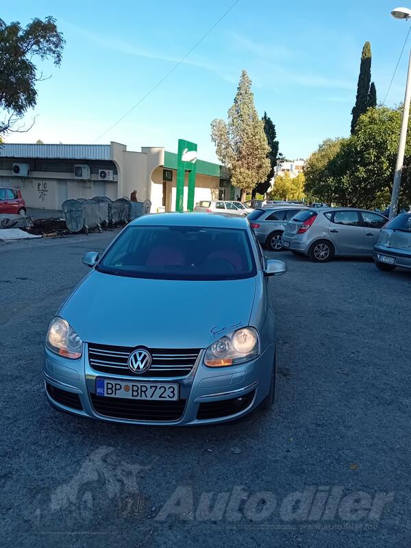 Volkswagen - Jetta - 1.9 tdi