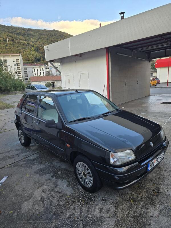 Renault - Clio - 1.2