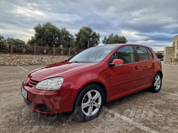 Volkswagen - Golf 5 - 1.9 TDI