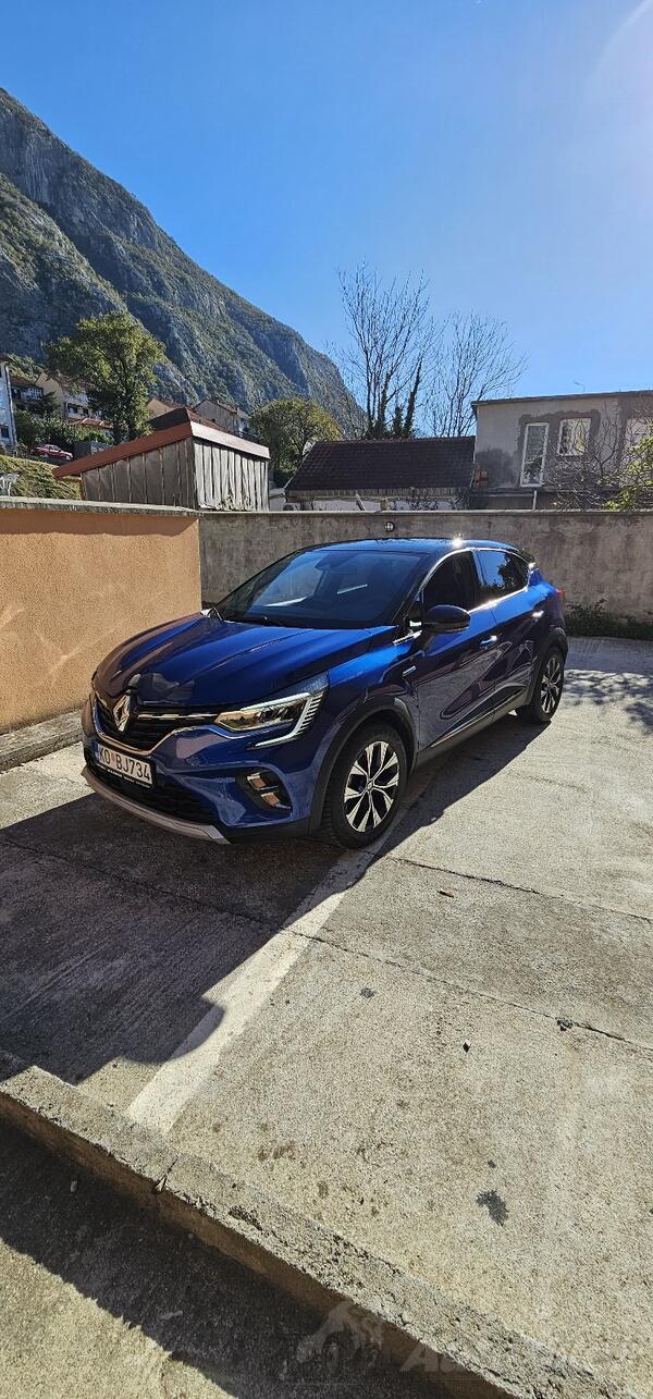 Renault - Captur - Techno TCE 90 1.4