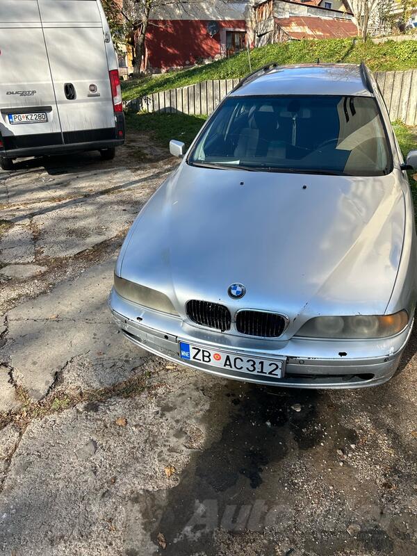 BMW - 525 - E 39