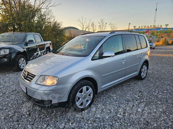 Volkswagen - Touran - 2.0 Tdi