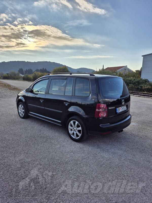 Volkswagen - Touran - 1.9 77 kw