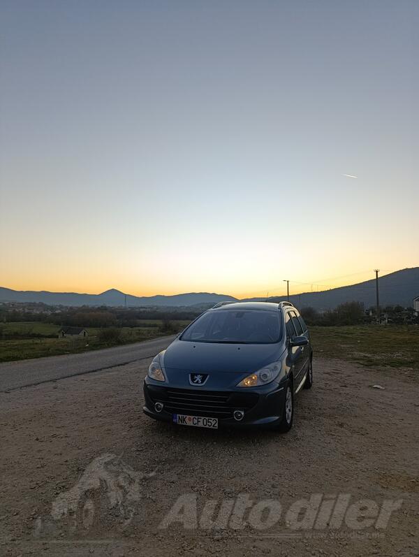 Peugeot - 307 - 1.6 66kw