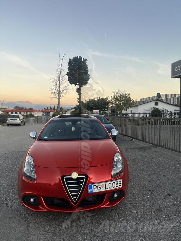 Alfa Romeo - Giulietta - 1.6