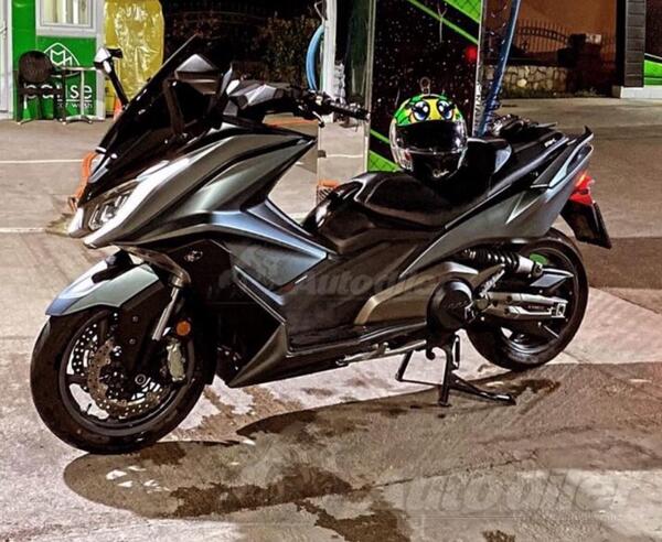 Kymco - AK550