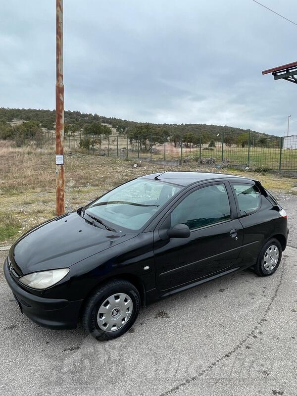 Peugeot - 206 - 1.1