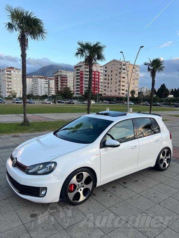 Volkswagen - Golf 6 - 2.0 TFSI