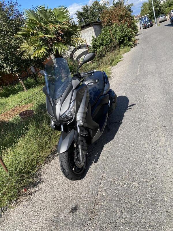 Yamaha - X-Max 400R