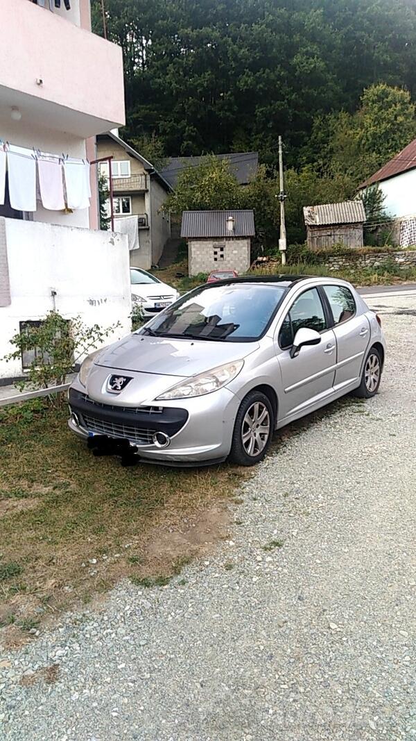 Peugeot - 207 - 1.6