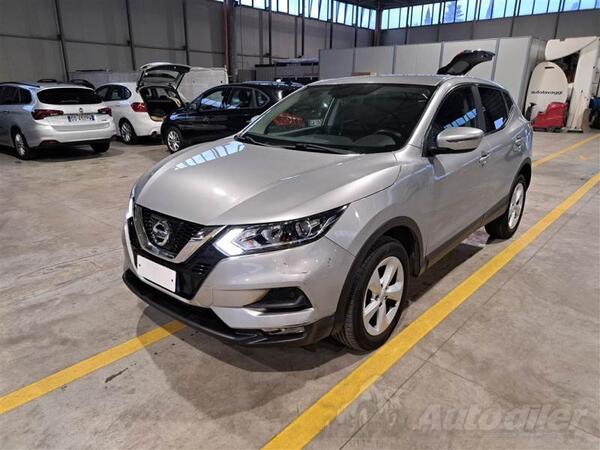 Nissan - Qashqai - 1.6 DCI Automatik