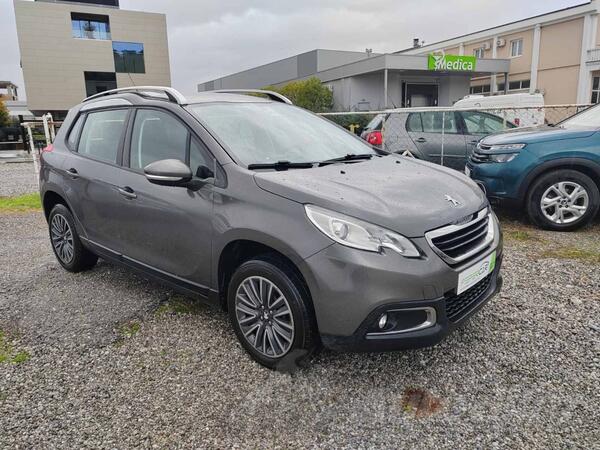 Peugeot - 2008 - 1.2Vti