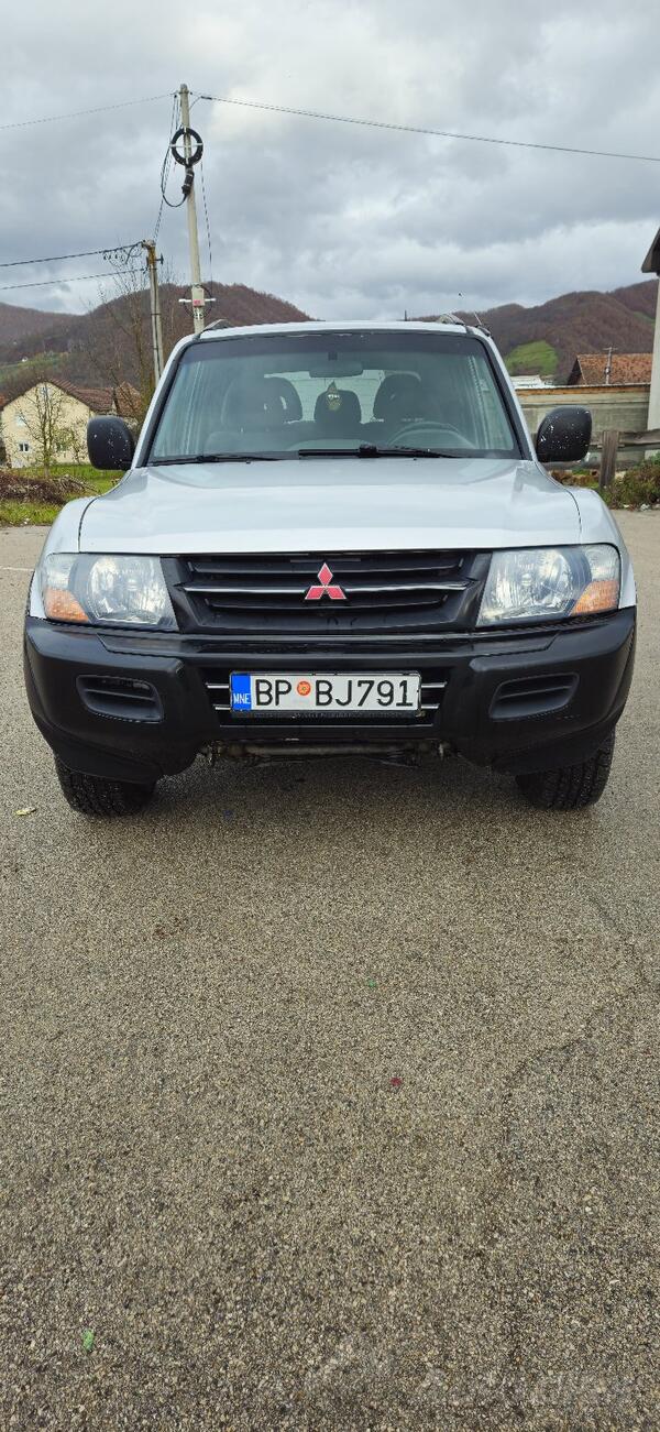 Mitsubishi - Pajero - DiD 3.2 TDI