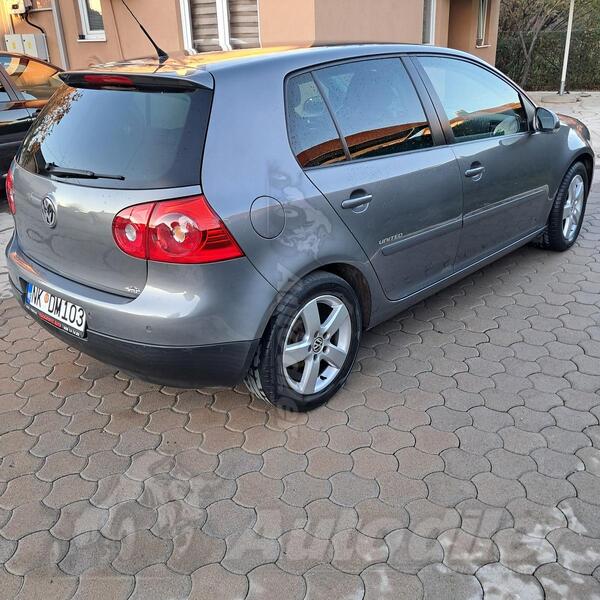 Volkswagen - Golf 5 - 1.9 tdi