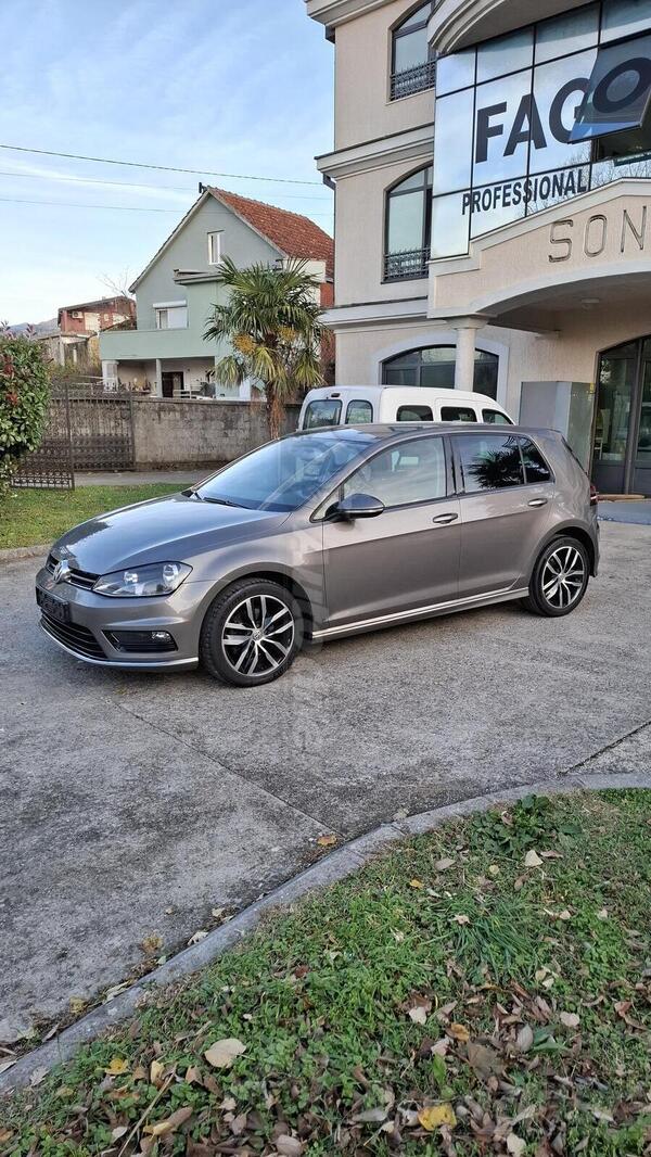 Volkswagen - Golf 7 - 1.6 TDI