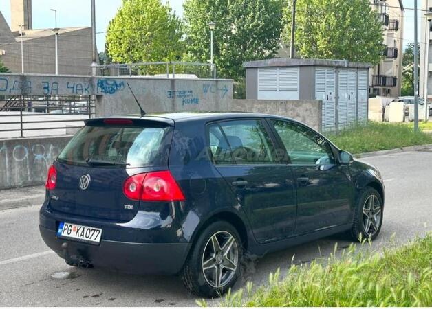 Volkswagen - Golf 5 - 1,9 TDI