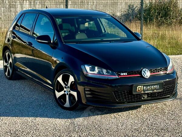 Volkswagen - Golf 7 - 2.0 GTI DSG