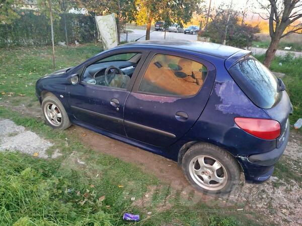 Peugeot - 206 - 1400