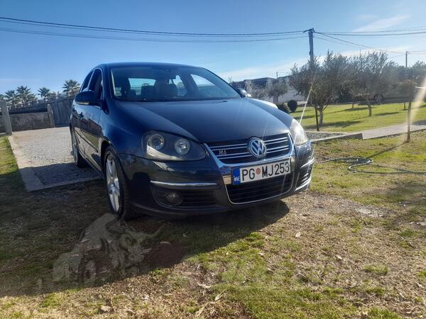 Volkswagen - Jetta - 1.9 tdi 77