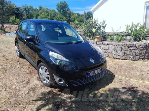 Renault - Scenic - 1.5 DCI