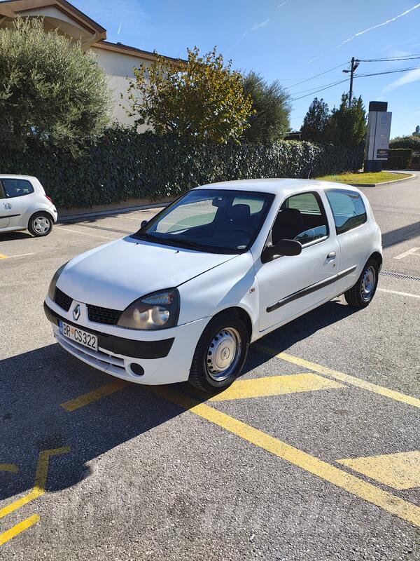 Renault - Clio - 1.5 DCI