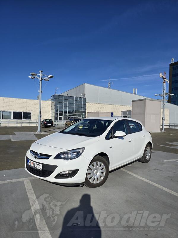 Opel - Astra - 1.6 CDTI