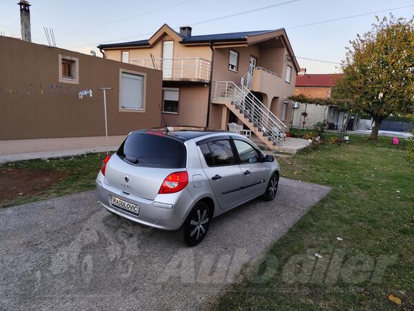 Renault - Clio - 1.5 dci