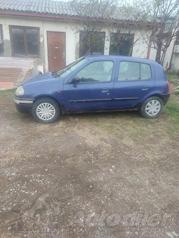 Renault - Clio - 1390/55