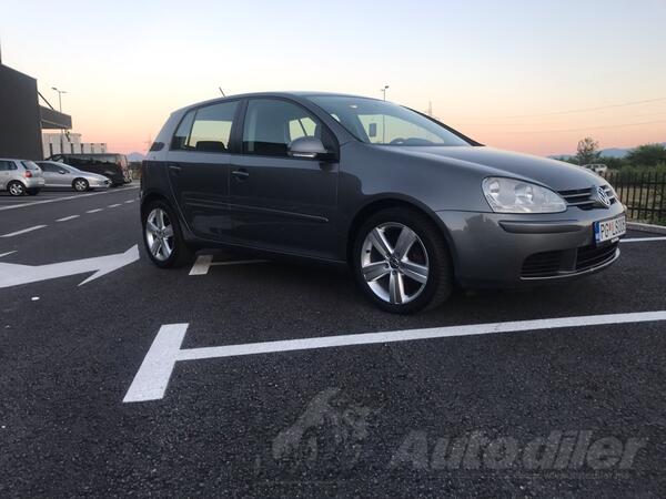 Volkswagen - Golf 5 - 1.9