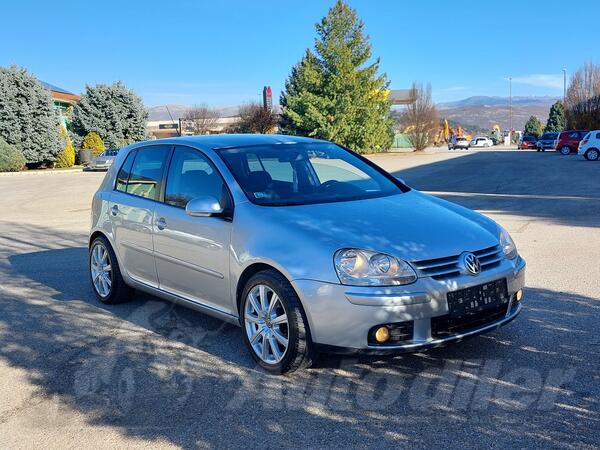 Volkswagen - Golf 5