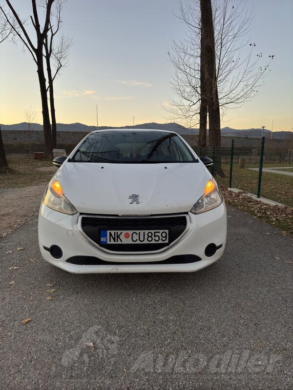 Peugeot - 208 - 1.4 HDI