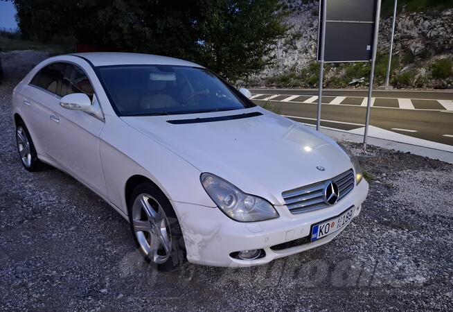 Mercedes Benz - CLS 320 - 320 CDI 4 MATIC