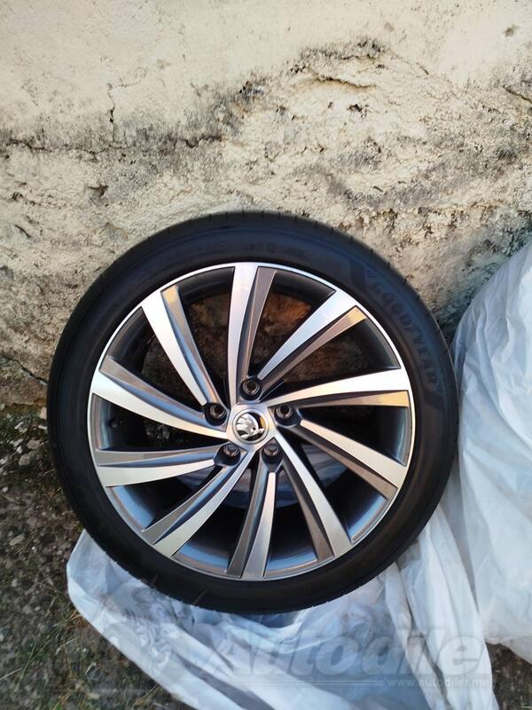 Fabričke rims and good year tires