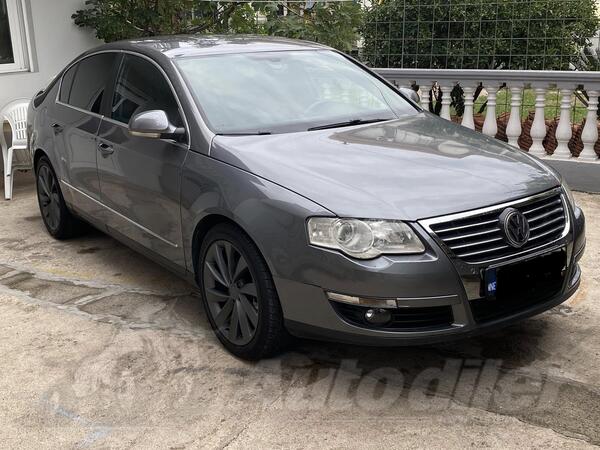 Volkswagen - Passat