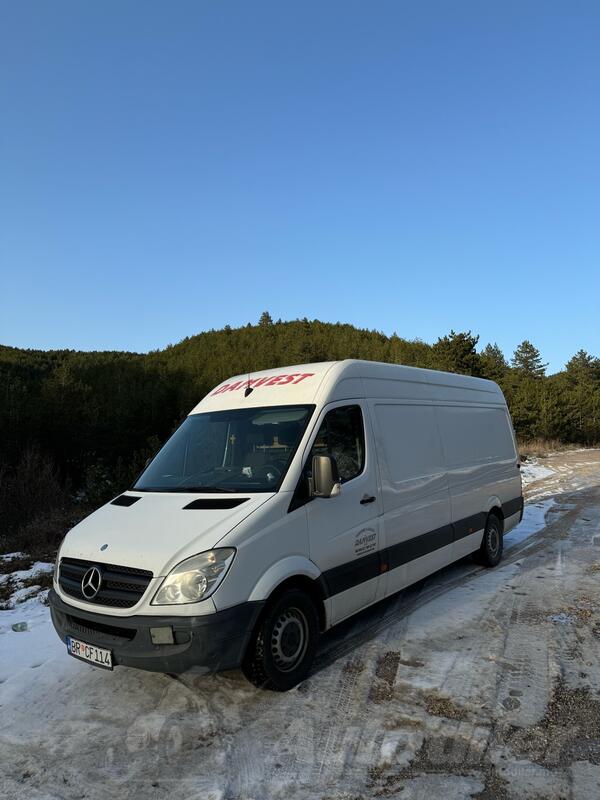 Mercedes Benz - Sprinter