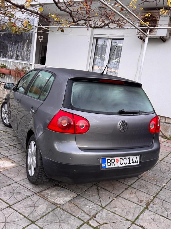 Volkswagen - Golf 5 - 2.0 TDI