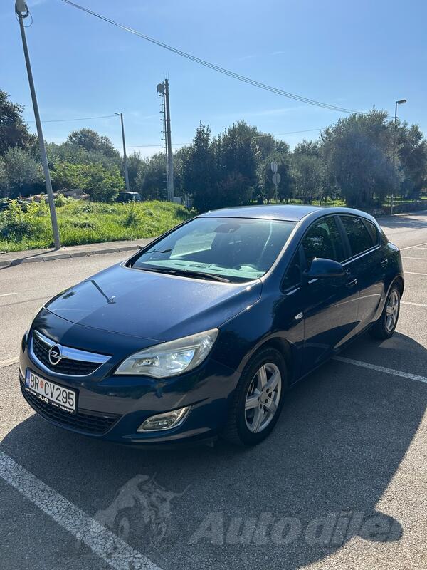 Opel - Astra - 1.7 CDTI