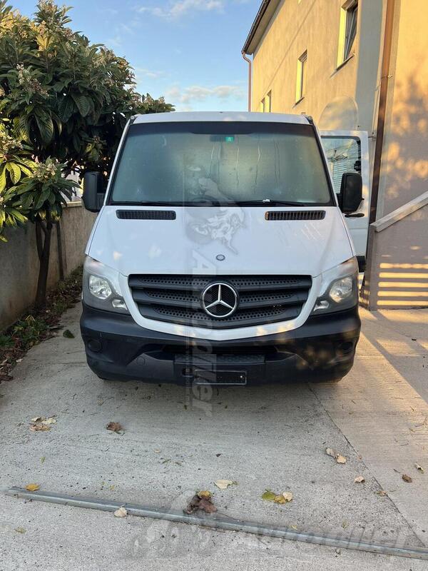 Mercedes Benz - Sprinter