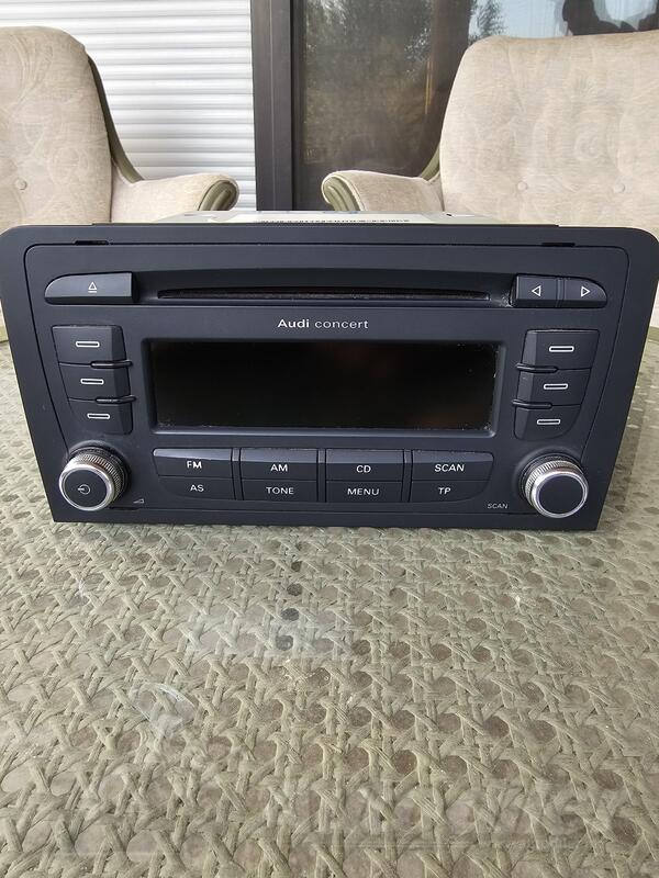 CD / DVD / MC / Radio player