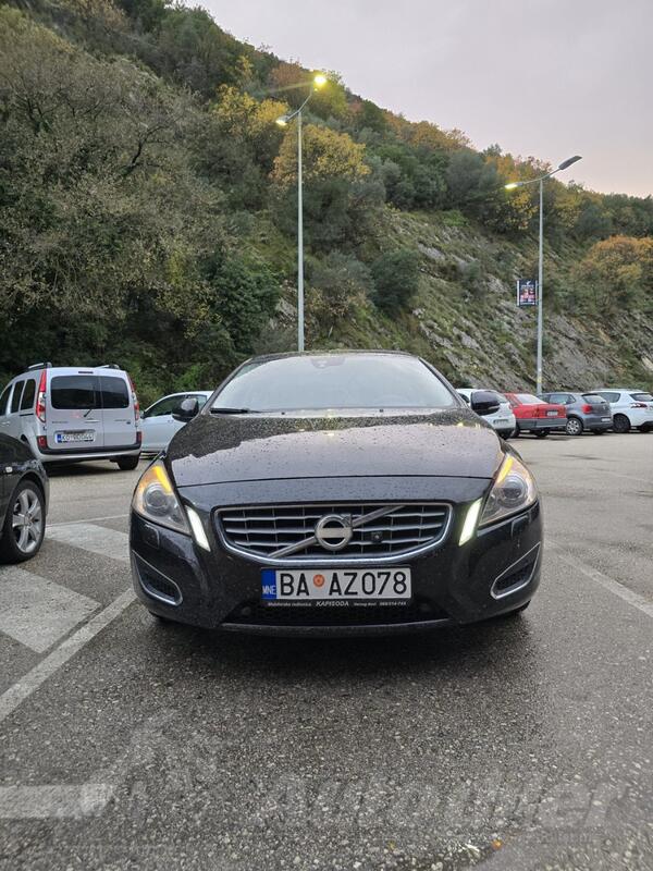 Volvo - S60 - 2.4 D5  AWD