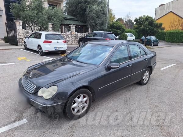 Mercedes Benz - C 220 - 2,2 CDI 105 KILOVATA